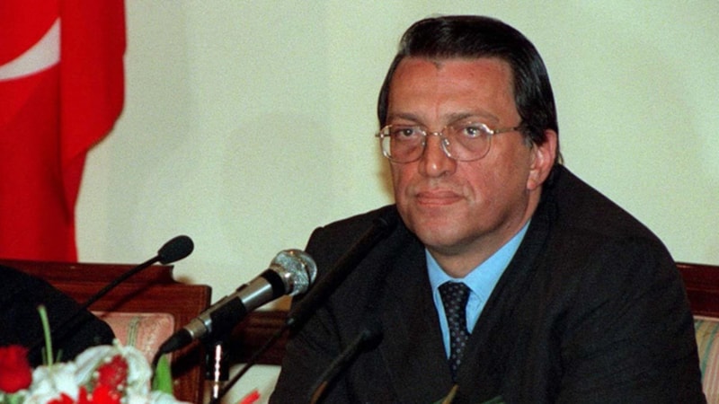 Eski Başbakan Mesut Yılmaz'ın vefatının üzerinden 5 yıl geçti