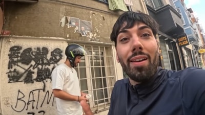 İstanbul'a gelen İspanyol Youtuber darbedildi