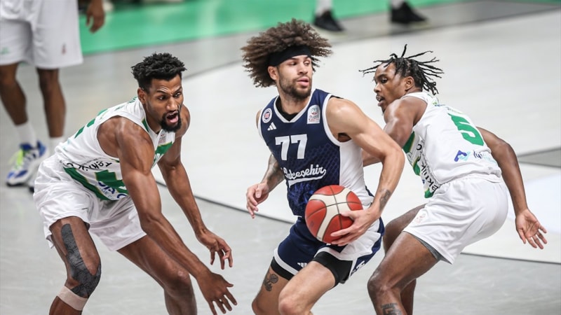 Bahçeşehir Koleji, Bursaspor Basketbol karşısında galip geldi