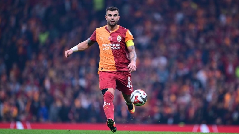 Abdülkerim Bardakcı, Galatasaray ile ligde 100. maçına çıktı