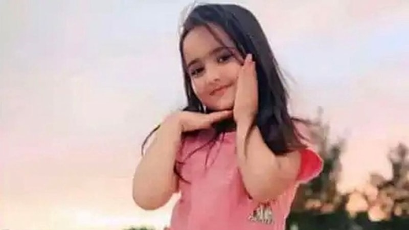 Siirt'te kanser mücadelesi veren 6 yaşındaki Azra hayatını kaybetti