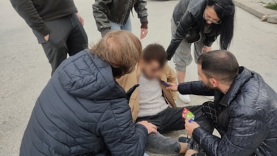 Eskişehir'de aniden yere yığılan şeker hastası genç korkuttu