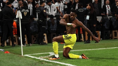 Jhon Duran, ilk derbisinde ağları sarstı