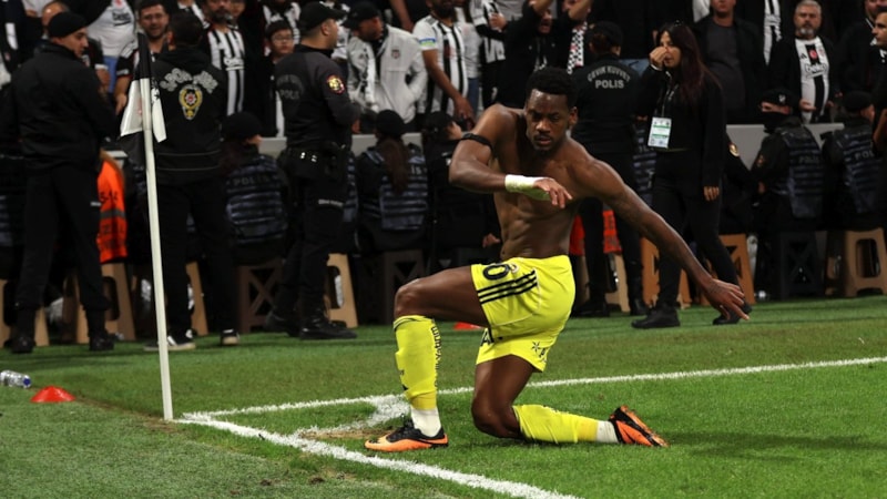 Jhon Duran, ilk derbisinde ağları sarstı