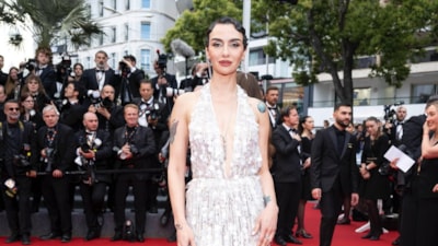 Aşk karelerine kısa bir mola! Birce Akalay'dan aile paylaşımı geldi