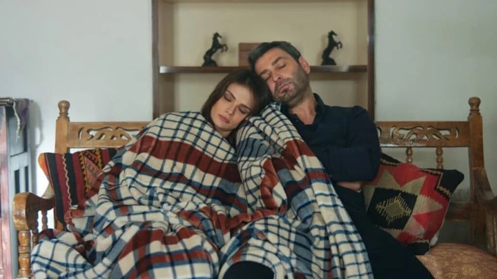 Uzak Şehir "Çek Tetiği" şarkı sözleri! Sezen Aksu'nun kaleminden...