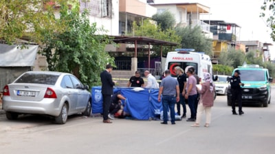 Adana'da husumetlisini cadde ortasında öldürüp kaçtı: Lastik patlayınca yakalandı