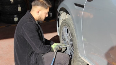 Çorum'da lastikçilerde kış mesaisi