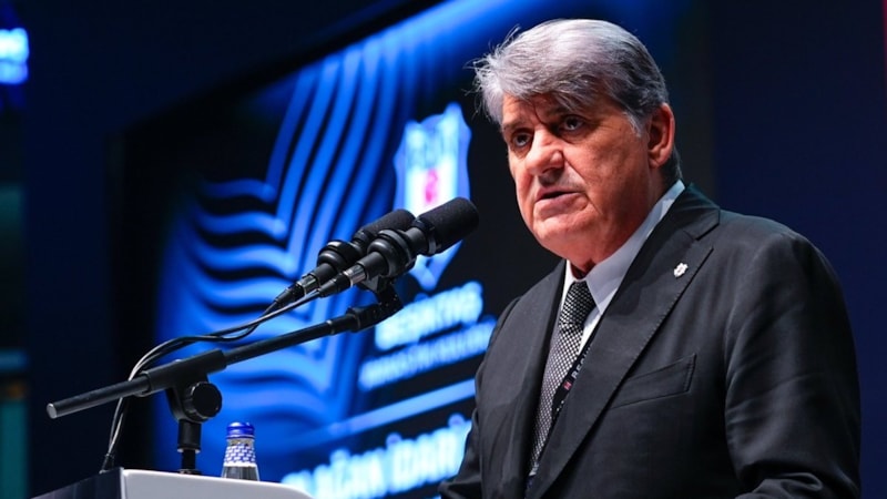 Beşiktaş'ta Serdal Adalı'dan toplantı kararı