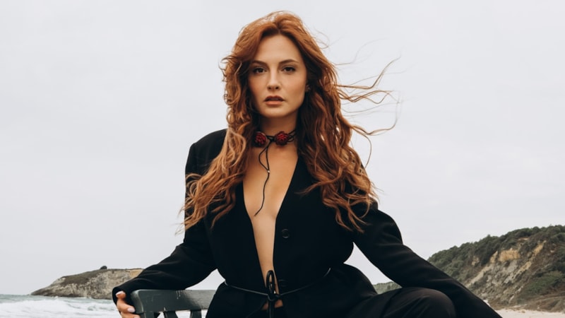 Oyuncu Başak Gümülcinelioğlu doğum yaptı! Bebeğinin adı da ortaya çıktı