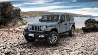 Jeep, 320 bin aracını geri çağırdı: Yangın riski var