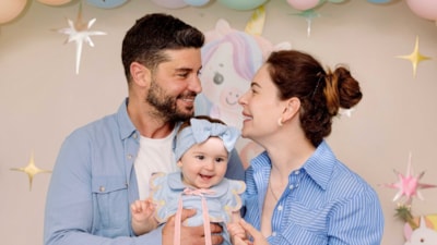 Oyuncu Berk Oktay kızı Mira Milena'nın son halini gösterdi