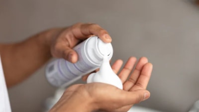 Kimyasal yok: Tıraş köpüğüyle 7 farklı temizlik hilesi