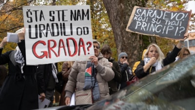 Bosna Hersek'te maça çıkacak İsrail takımı Hapoel IBI protesto edildi