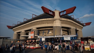 Milan ve Inter, San Siro Stadı'nı satın aldı