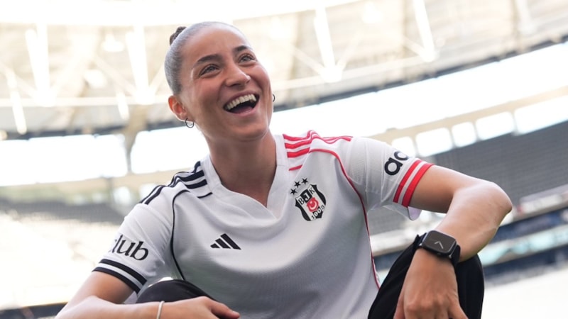 Beşiktaş Kadın Futbol Takımı, Ece Tekmen'i transfer etti