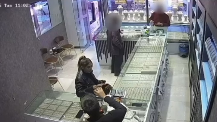 Ankara'da kuyumcuları sahte altınla dolandıran üç şüpheli yakalandı