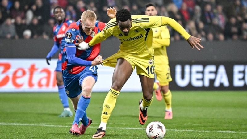 Viktoria Plzen-Fenerbahçe maçı Çekya'da manşetlerde