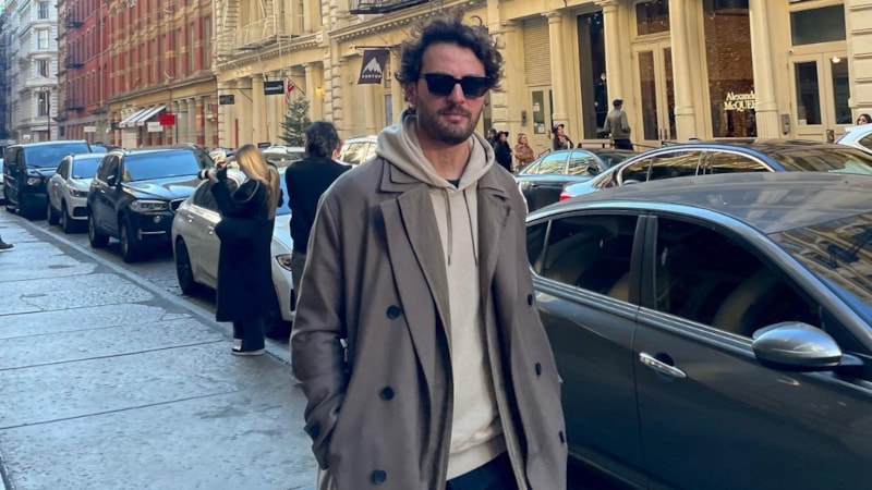 Birkan Sokullu’dan “Oyunculuk kutsal mıdır?” sorusuna cevap verdi