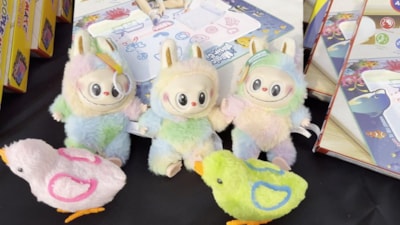 İstanbul'da 2 depoya operasyon: 50 milyon lira değerinde kaçak oyuncak ele geçirildi