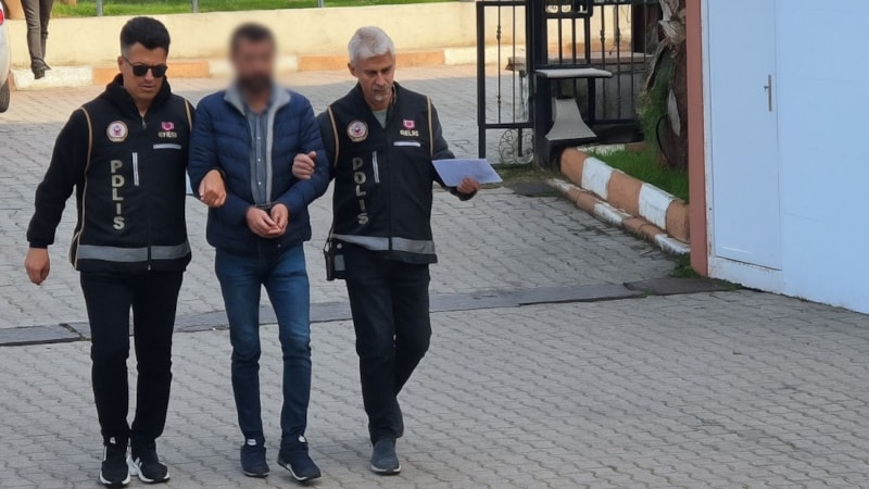 Aydın'da market önünde işletmeciyi bıçakladı: Yakalanıp tutuklandı