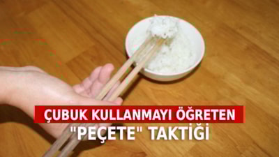 Viral olan “peçete” taktiği: Çubuk kullanmayı bilmeyen kalmayacak