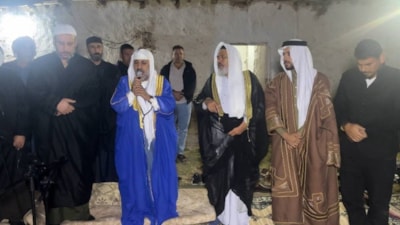 Şanlıurfa'da kendi kendine yanan ev için zikir çektiler