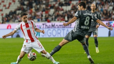 Beşiktaş'ta sakatlık! Salih Uçan, devam edemedi