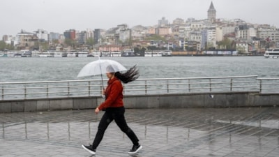 İstanbul ve çevresi için kuvvetli sağanak uyarısı: Meteoroloji gün verdi