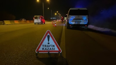 Bursa'da motosiklete çarpan alkollü sürücü olay yerinden kaçtı