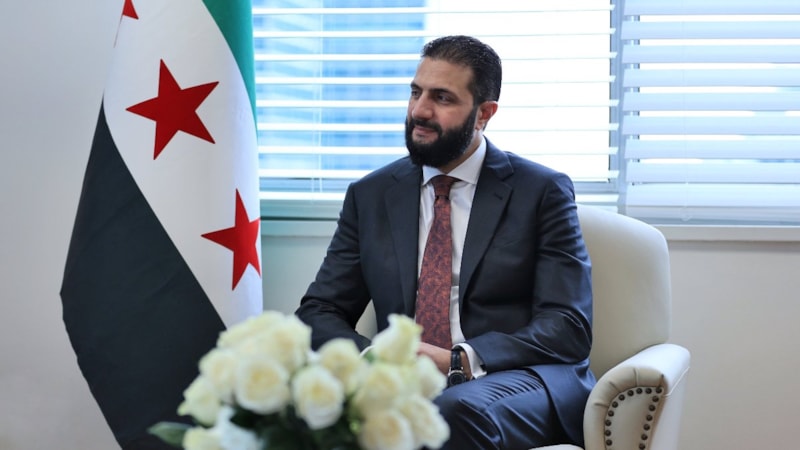 Suriye Cumhurbaşkanı Şara, ABD'ye gitti: Beyaz Saray'a ziyaret gerçekleştirecek