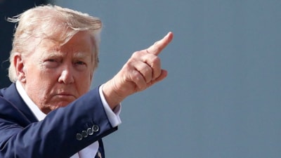Trump'ın konuşmasının manipüle edilmesi skandalı: BBC yöneticileri istifa etti