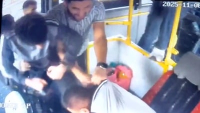 Gaziantep'te yaşlı yolcuyla tartıştığı iddia edilen halk otobüsü şoförü feci şekilde darbedildi