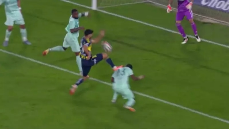 Fenerbahçe - Kayserispor maçının tartışmalı pozisyonları