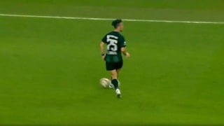 Tayfur Bingöl'den uzatma dakikalarında gülümseten 'no-look' denemesi