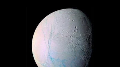 Satürn'ün uydusu Enceladus'ta yaşam ihtimalini güçlendiren keşif