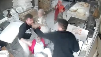 İstanbul'da yumruk yumruğa borç kavgasında kadın yerlerde sürüklendi