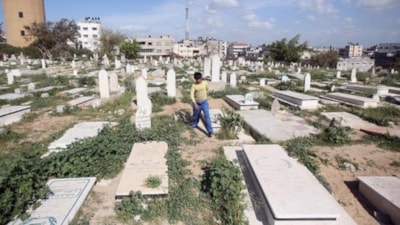 İsrailliler, Kudüs'te Fislitinlilere ait Babu'r Rahme Mezarlığına saldırdı