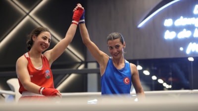 Milli boksör Ayşen Taşkın, Riyad'da altın madalyaya ulaştı