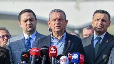 Özgür Özel, Silivri dönüşü konuştu: İmamoğlu gün sayıyor