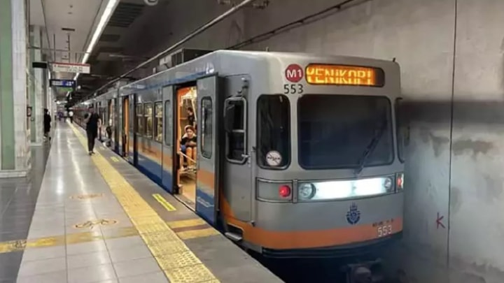 İstanbul’da toplu taşıma kullananlar dikkat: İki metro istasyonu kapatıldı