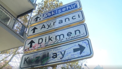 Ankara'da Kızılay tabelası çalınması ve tahrip edilmesi nedeniyle 3'üncü kez yenilendi