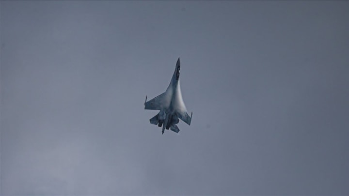 Rusya’da Su-30 savaş uçağı düştü