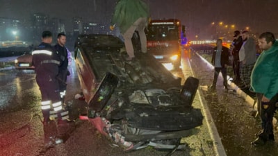 Samsun'da kazada araç hurdaya döndü: Yara bile almadılar