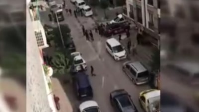 Zeytinburnu’nda sokak ortasında silahlı saldırı