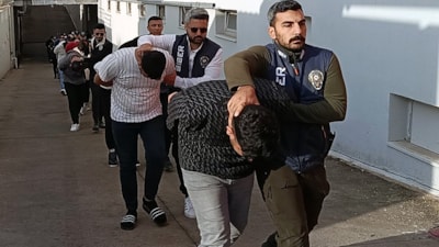 Adana'da 'Sazan Sarmalı' şebekesi çökertildi: Sizi dolandırdım, hakkınızı helal edin