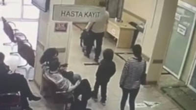 İstanbul'da 3 kişinin hayatını kaybettiği otelde 2 kişi daha hastaneye kaldırıldı