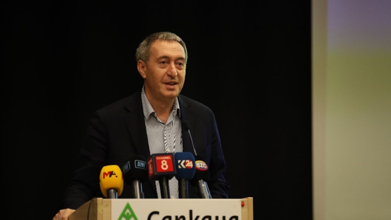 Tuncer Bakırhan: Kendi mahallelerimizin dışına çıkmak zorundayız