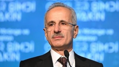 Abdulkadir Uraloğlu Adıyaman'da: Deprem bölgesindeki ulaşım yatırımlarını sıraladı