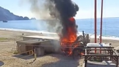 Alanya'da plaj büfesinde yangın